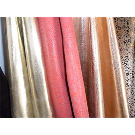 東莞市厚街正鴻皮革制品加工廠 專(zhuān)業(yè)皮革制品的卓越制造者